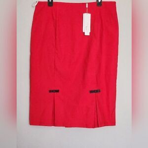 NEW WOMEN'S BELLE POJUE STRETCH SKIRT XL SIZE RED COLOR..
